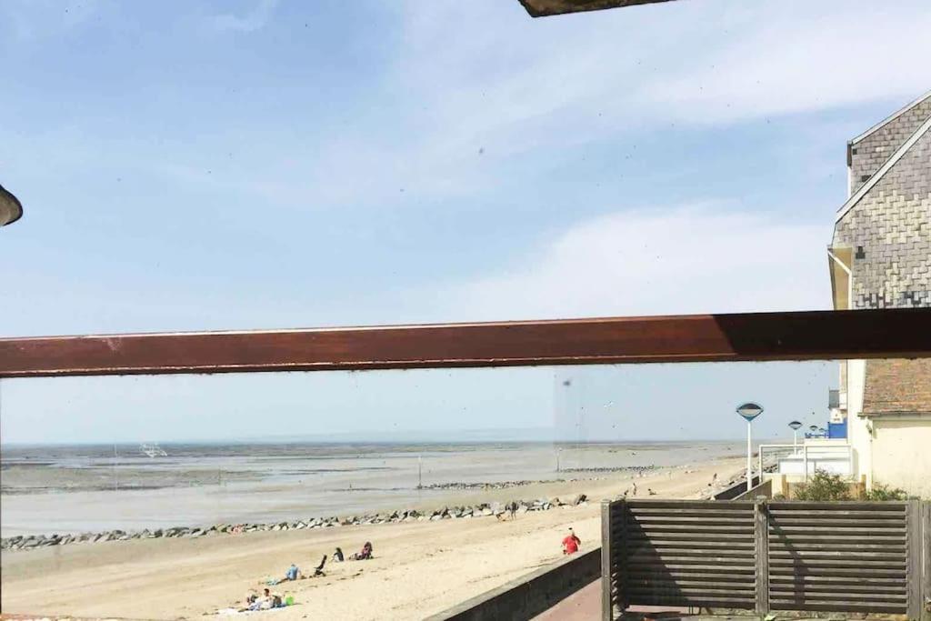 Les Iles Vue Sur Mer Agon-Coutainville Exteriér fotografie